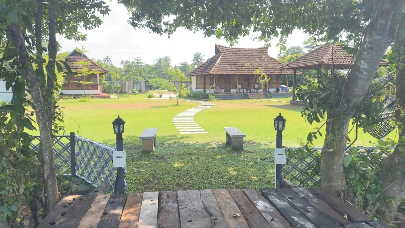 Gypsea Marari Bed & Breakfast Alappuzha India